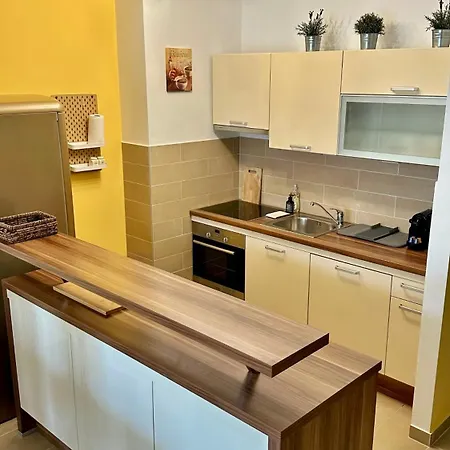 Apartment L&m Split